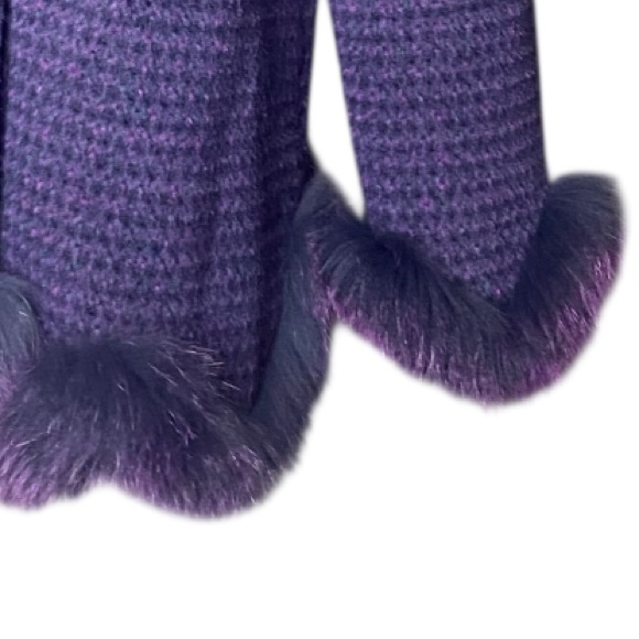 (NWOT) Basyanu Vintage Purple Alpaca
Wool Faux Fur Trim Coat
Cardigan Size L - Picture 6 of 10